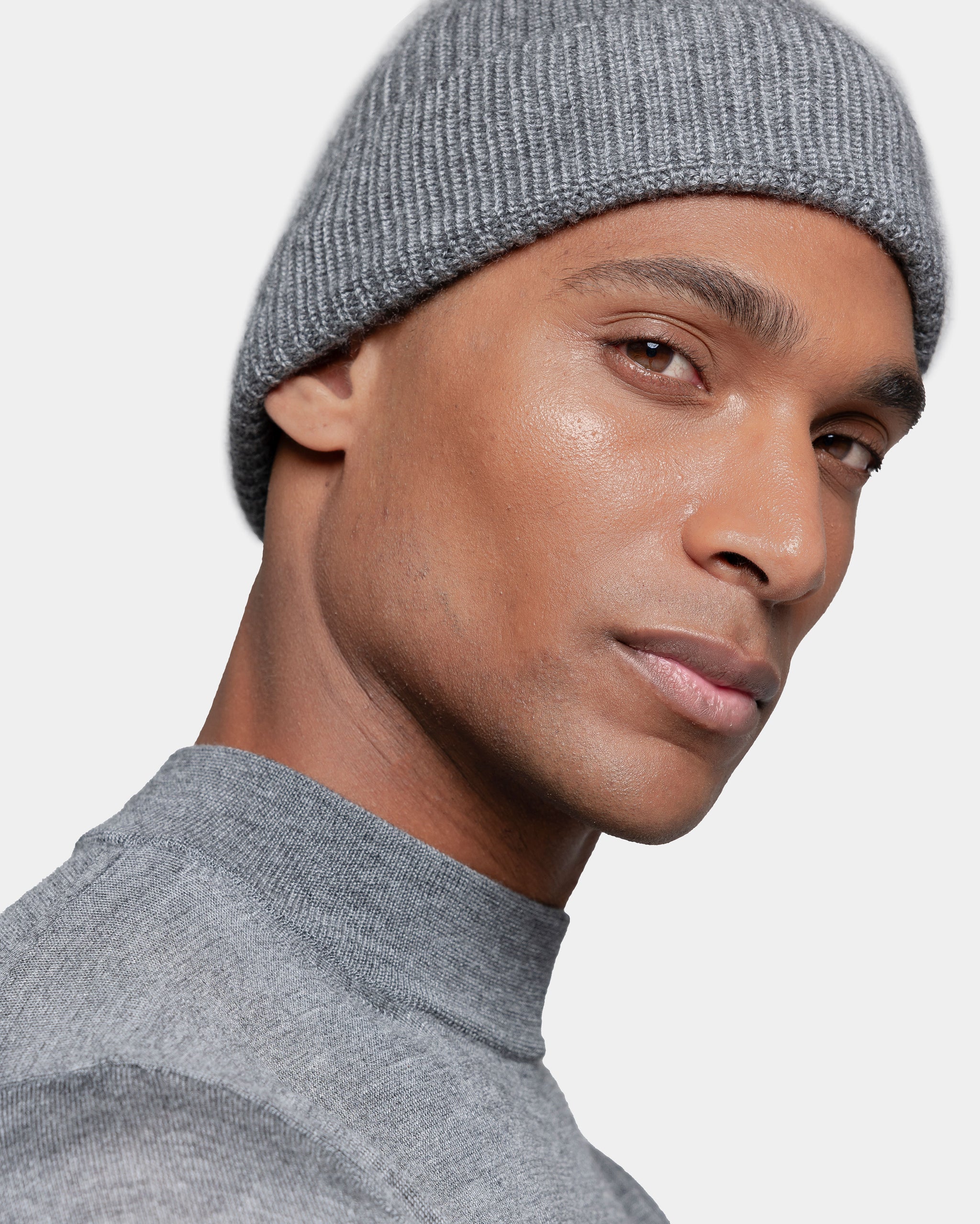 Grey Beanie in Cashmere Silk | Filatori